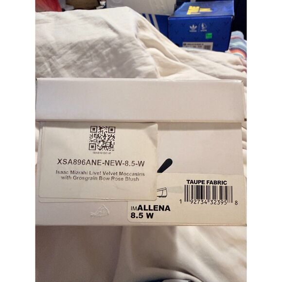 NIB Isaac Mizrahi Live! Allena Velvet Moccasin Loafer - Picture 6 of 10